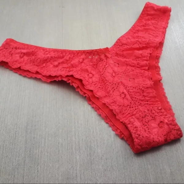 Calcinha Tanga Plus Size Rendada - Imagem 3