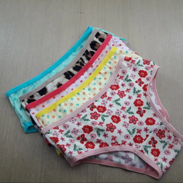 Calcinha Infantil Suzy Suede Estampado - Imagem 3