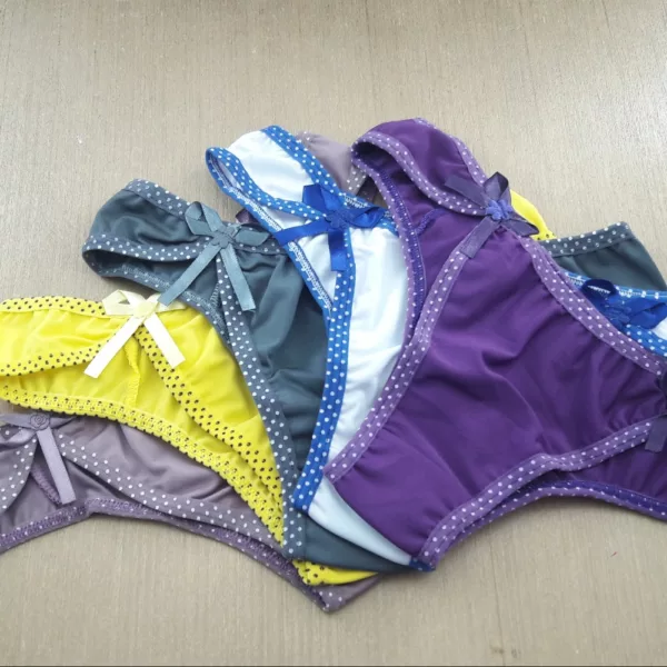 Tanga em Micro Lisa com Laços de Cetim Mia - Imagem 7