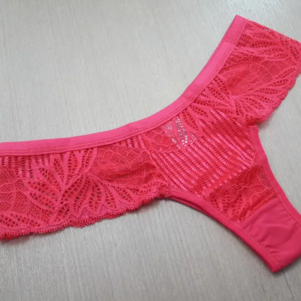 Tanga Sensual Fio Dental em Renda - Imagem 3