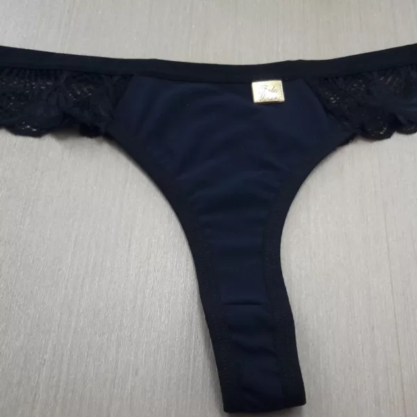 Tanga Sensual em Microfibra Lateral em Renda Mayara - Imagem 5
