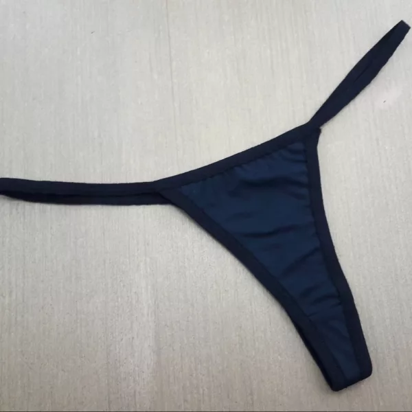 Tanga Fio Dental Básica em Micro Laterais em Viés - Imagem 8