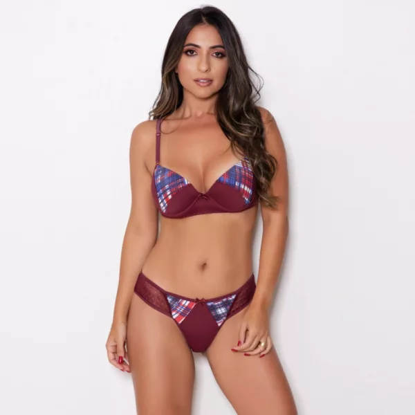 Conjunto com Bojo e Estampa Detalhes em Renda Betina
