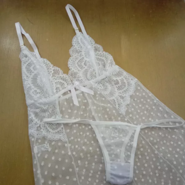 Camisola Sensuale com Renda e Tule LBR10077