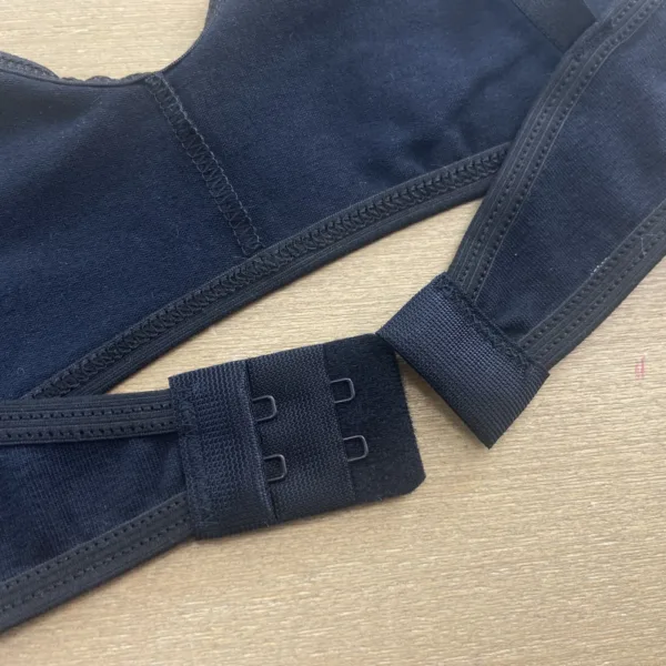 Kit com 3 Sutiãs Menina Moça Sem Bojo Cores Sortidas
