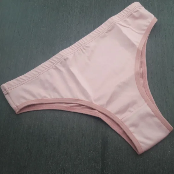 Tanga Básica Confortável com Elástico Embutido