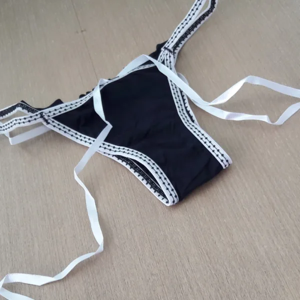 Tanga Fio com Laço Lateral e Viés de Poá Lyly