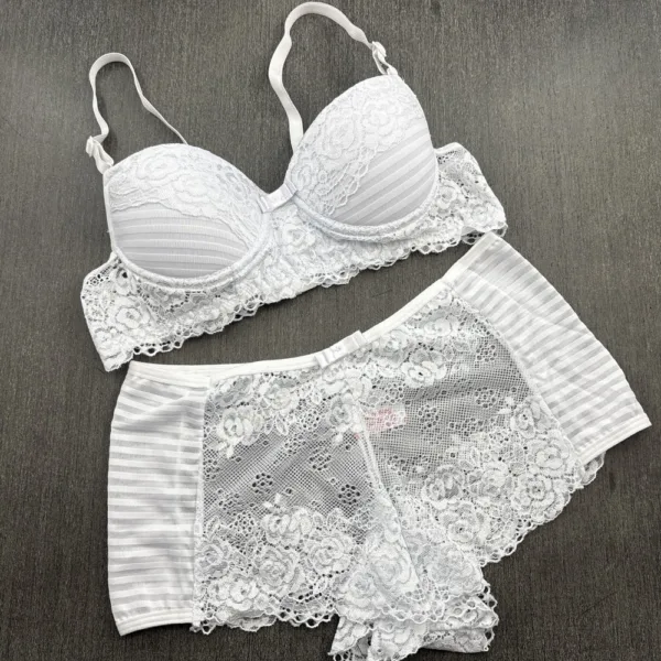 Conjunto Caleçon com Bojo Estruturado e Renda